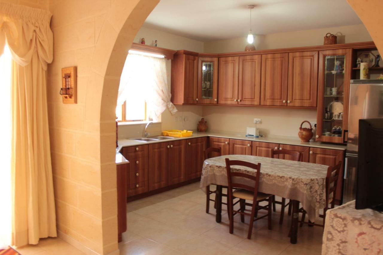 Grazzja Traditional Apartment Żabbar المظهر الخارجي الصورة