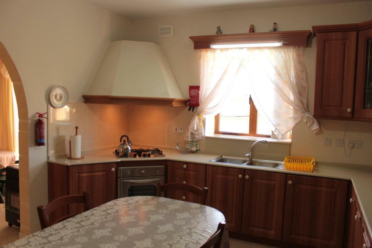 Grazzja Traditional Apartment Żabbar المظهر الخارجي الصورة