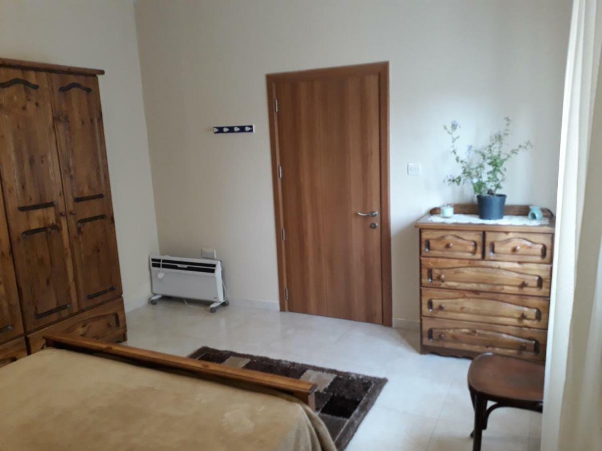 Grazzja Traditional Apartment Żabbar المظهر الخارجي الصورة