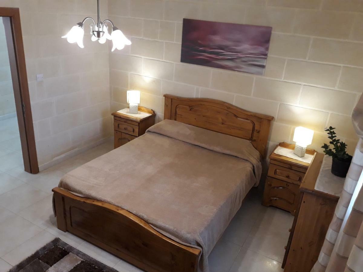 Grazzja Traditional Apartment Żabbar المظهر الخارجي الصورة